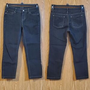 White House Black Market slim capri